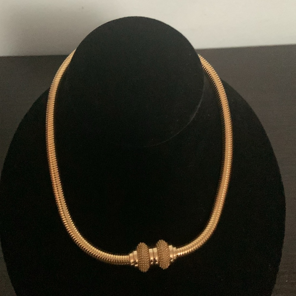 Versatile 3 in 1 Gold-Tone Necklace by E.Pearl - Picture 5 of 8